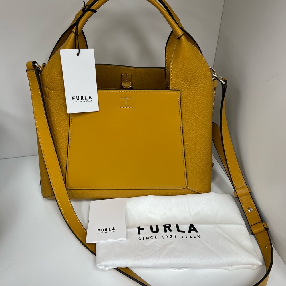 FURLA Gilda Tote in Girasole + Cognac